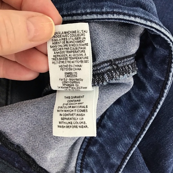 Free People Just Float On Flare Raw Hem Stretch Jeans Casual Med Wash Size 24 - Picture 8 of 8